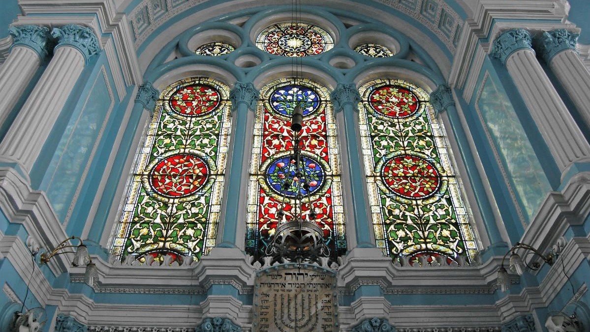 Blue synagogue in Mumbai