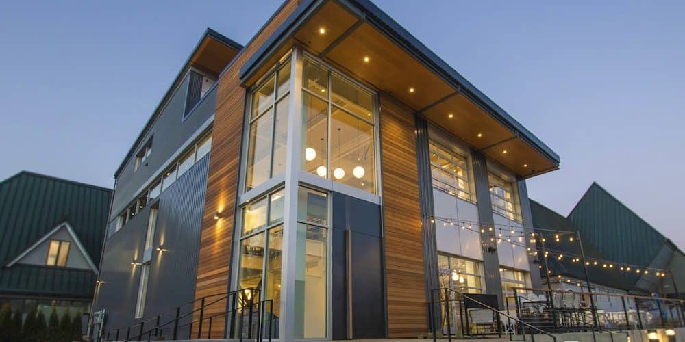 DeLille Cellars is located in Seattle, Washington and has a very modern building structure, offering excellent winery environment alongside contemporary architecture and decor.