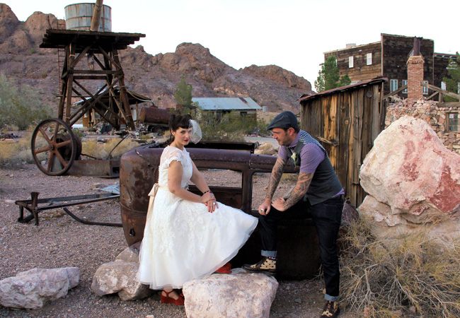 ghost town wedding scene in las vegas