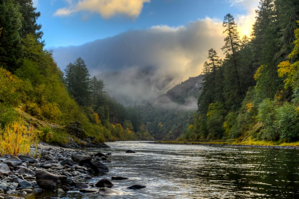 rouge river on a fall day in southern oregon