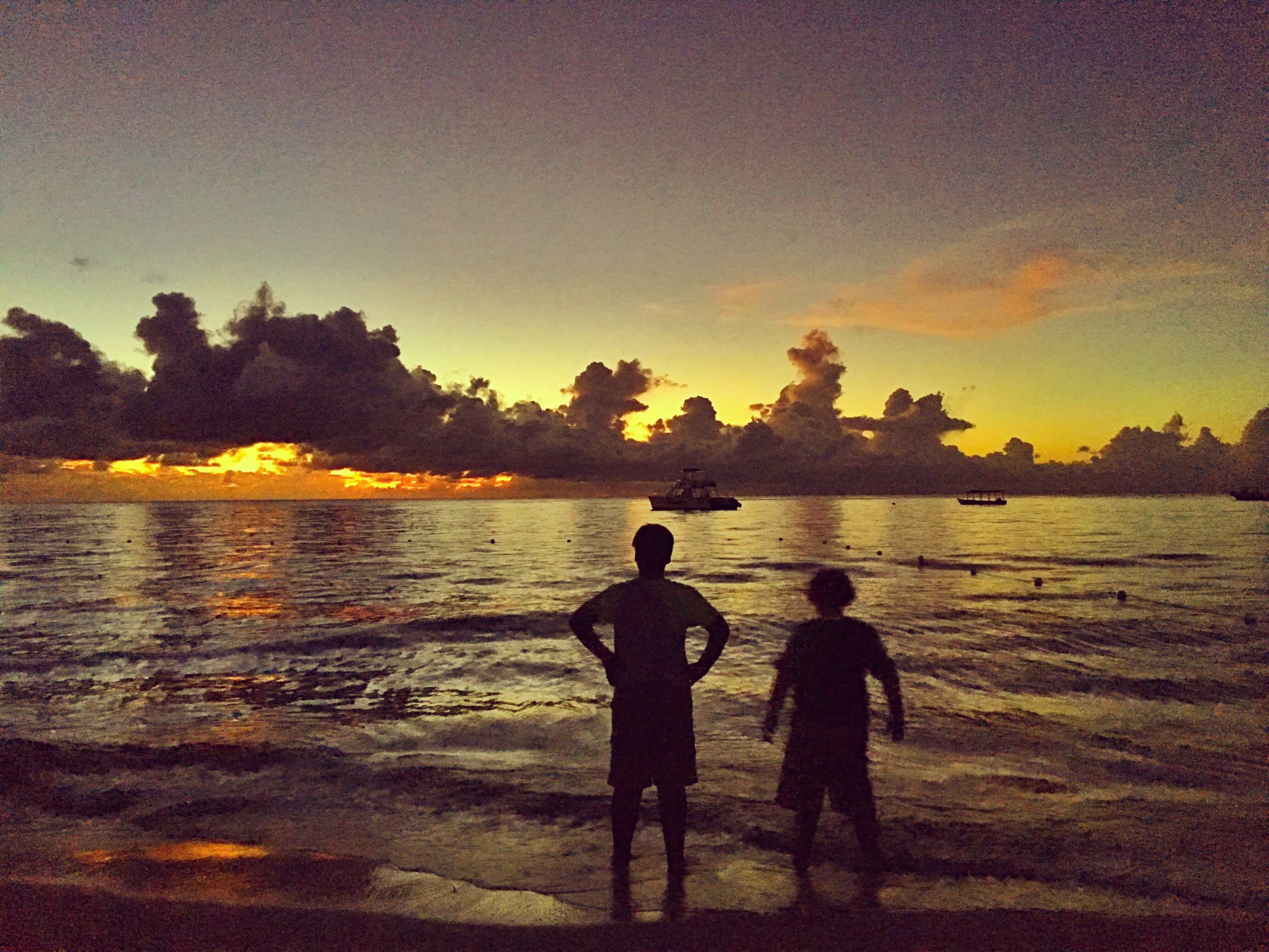 Sunset at 7-mile beach