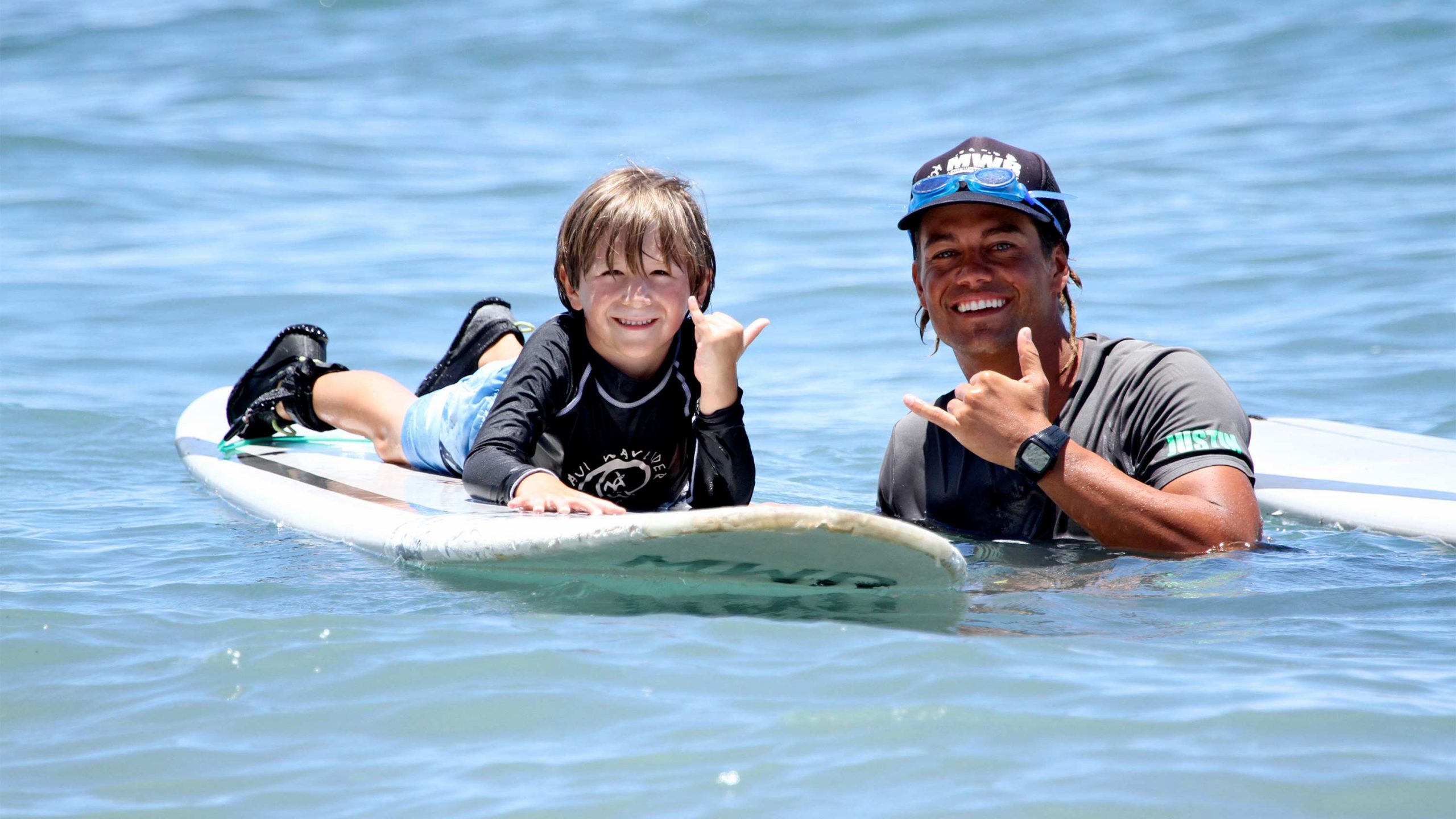 Surfing lessons in Maui