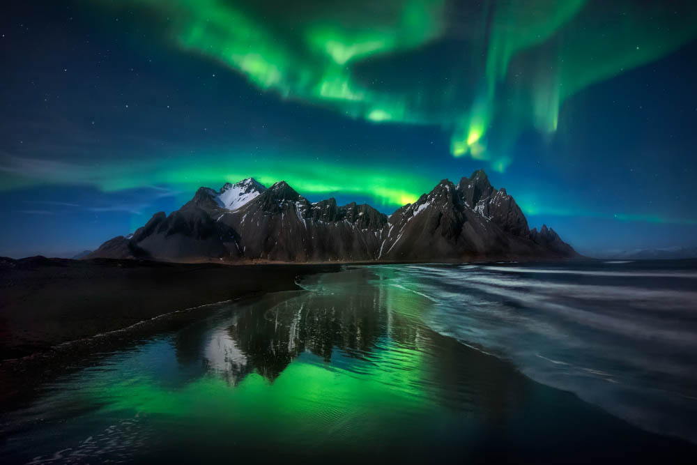 Experiencing the Northern Lights, Iceland 