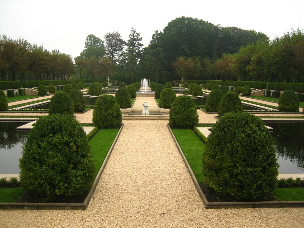 OHEKA Castle in New York is a luxury hotel