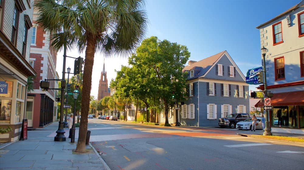 a city street in Charleston, South Carolina
