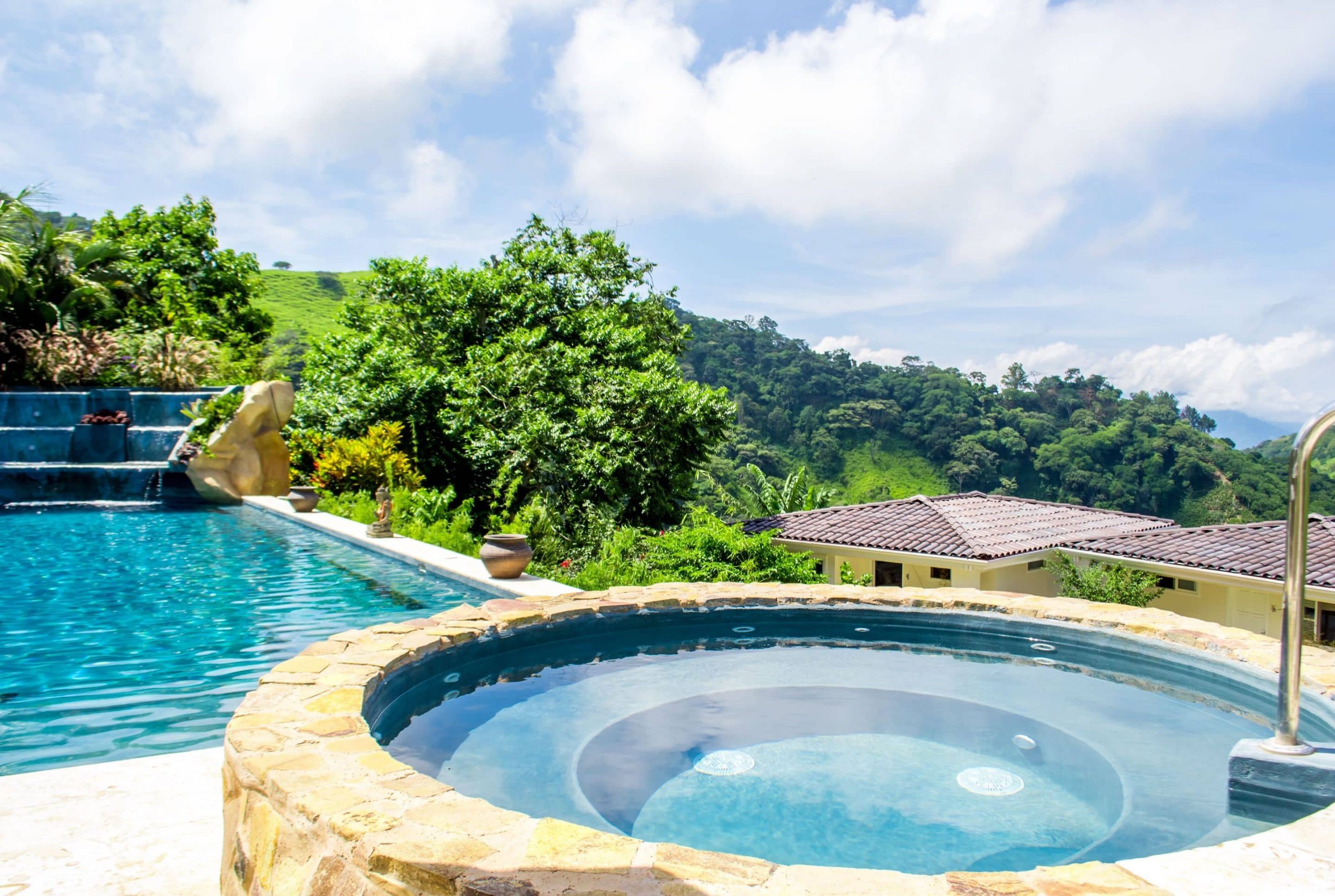 The hot tub at The Retreat in Costa Rica overlooks the jungle and ocean views.