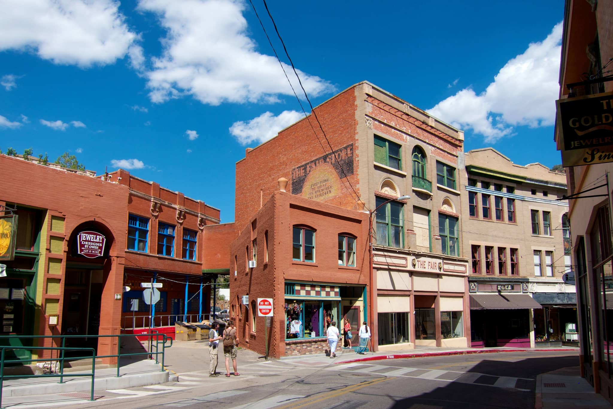 street view of downtown bisbee arizona's charming brick buildings