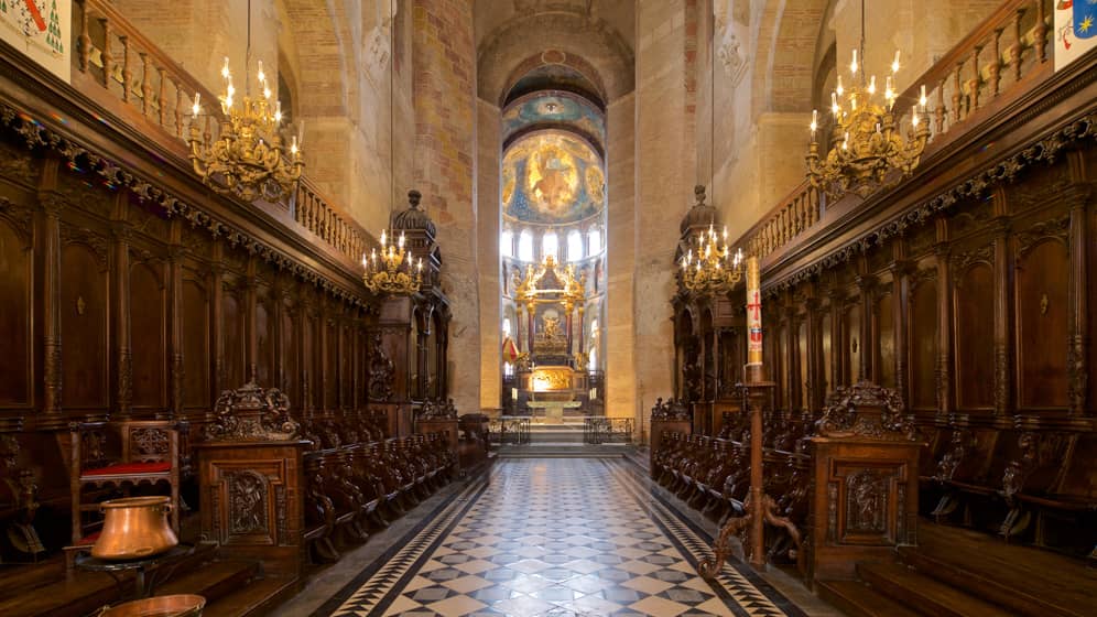 explore the halls and relics of the basilica of saint-sernin