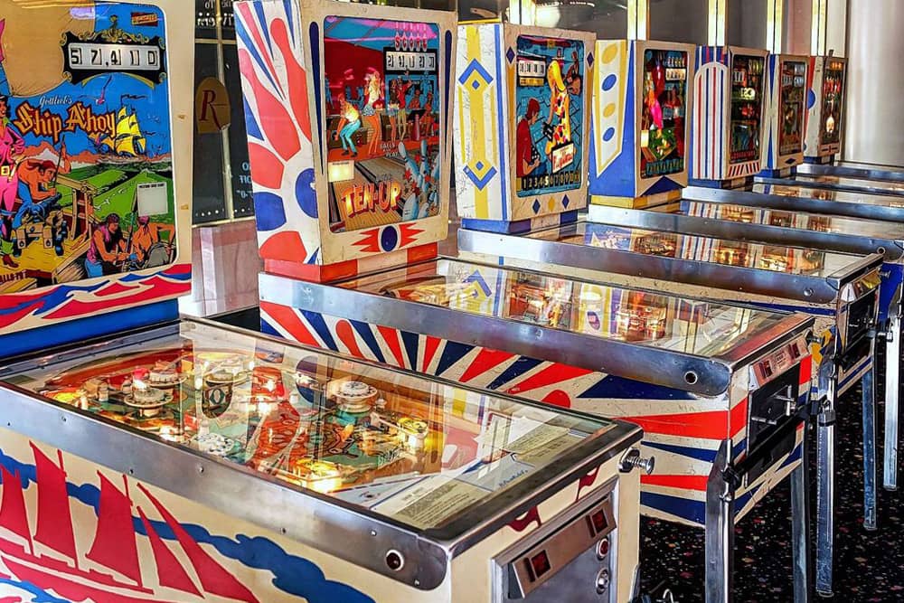 What to Expect at the Pinball Hall of Fame - Tips For Family Trips