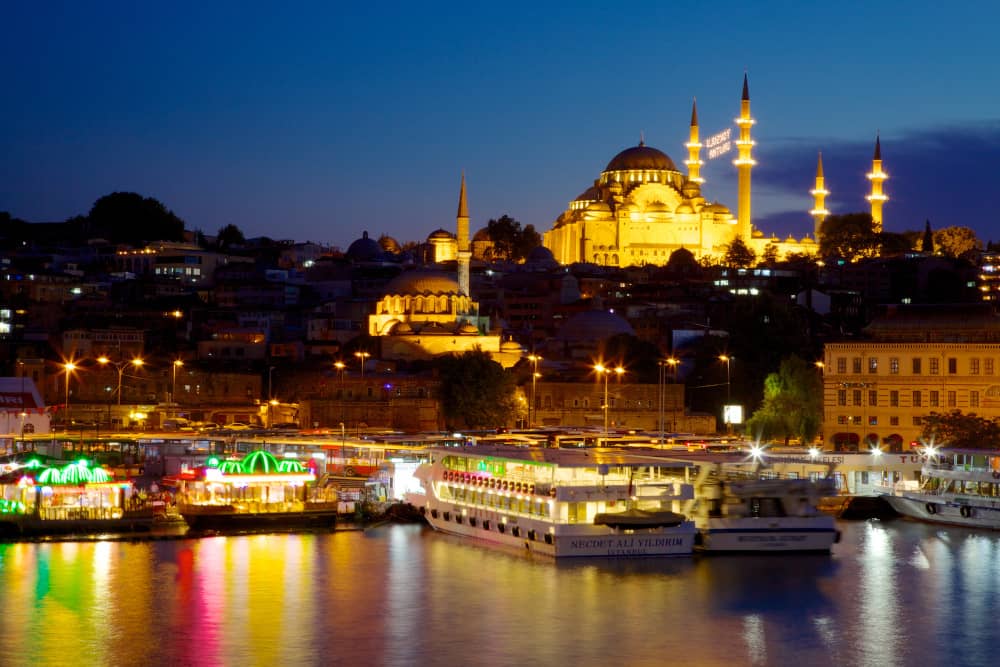 istanbul at night