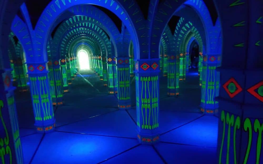 Mirror Maze in Circus golf Mirror Maze in Circus golf