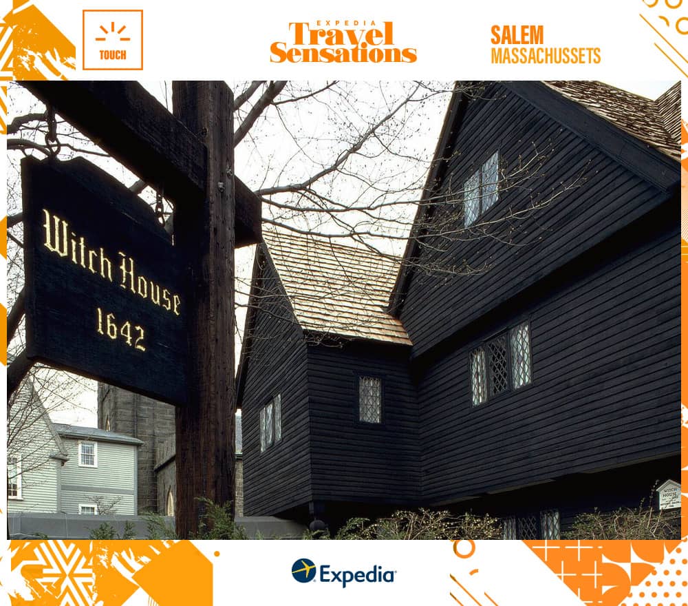 Exterior front and sign at the Witch House, Salem, Mass.