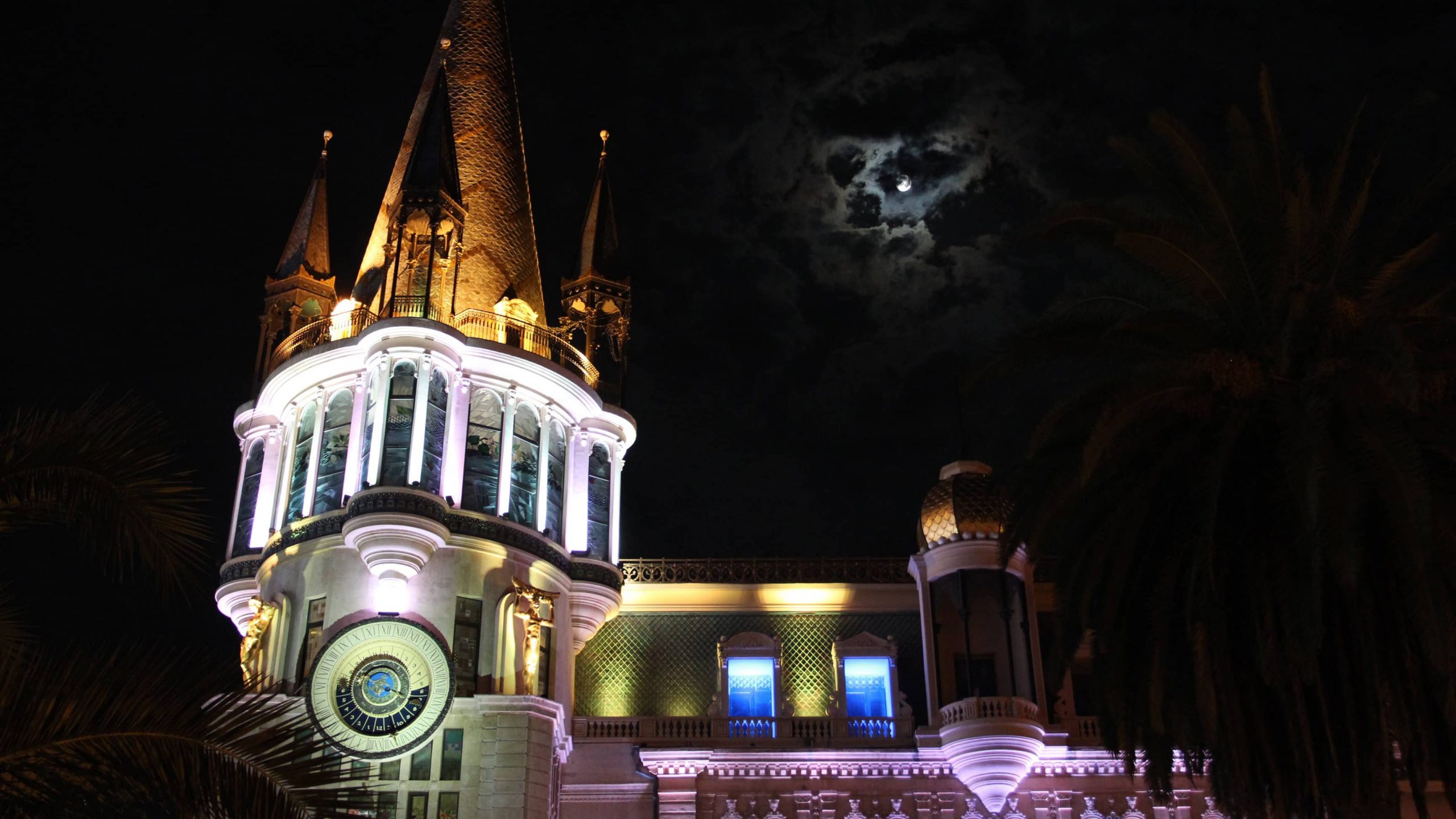 Spooky Savannah Georgia at night